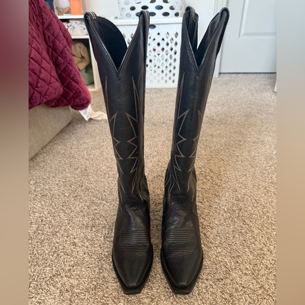 Tecovas Loretta in Black size 7B
